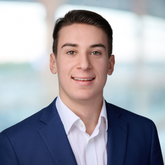 Associate Wealth Advisor