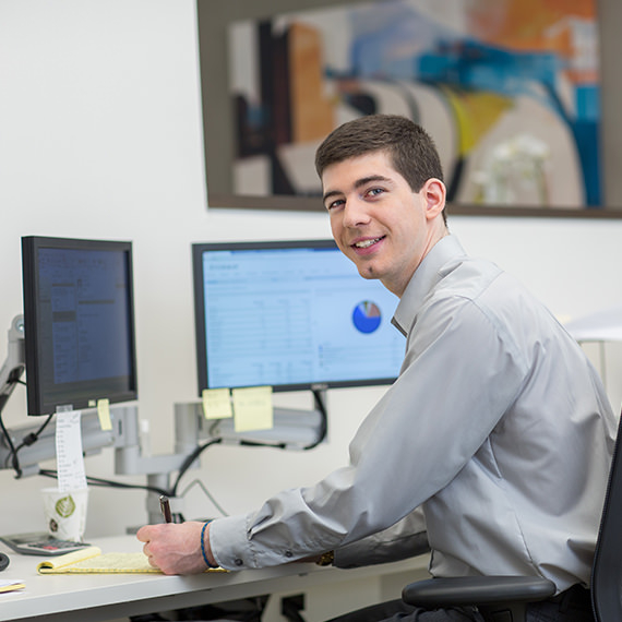Associate Wealth Advisor